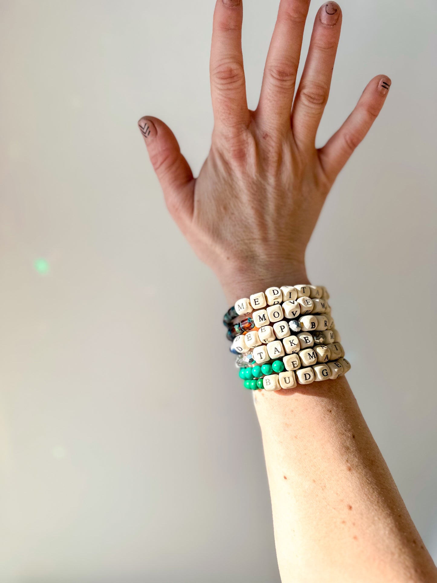 Customizable Reminder Gemstone Bracelet