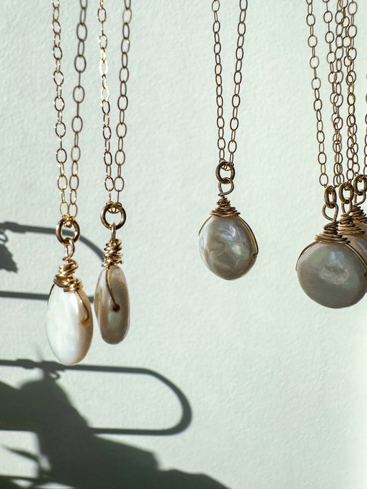 Simple Pearl Coin Necklace