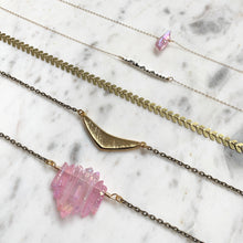 Load image into Gallery viewer, Crystal Point Simple Necklace