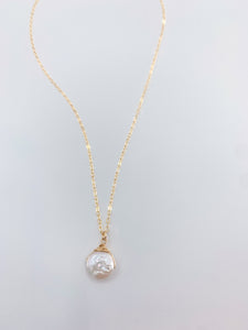 Simple Pearl Coin Necklace