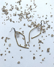 Load image into Gallery viewer, Herkimer Diamond Hammered Earrings